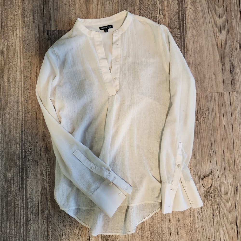 Slightly sheer white long sleeve tunic blouse